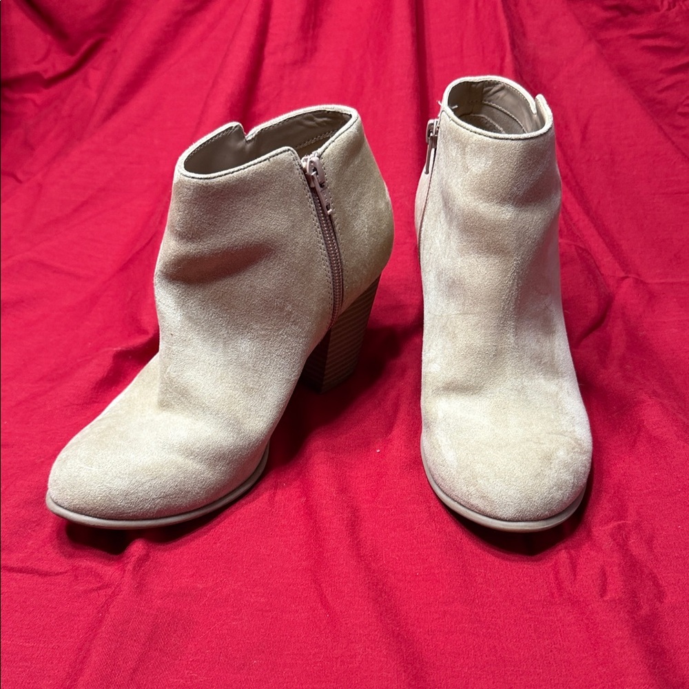 Old Navy Cream Ankle Booties
